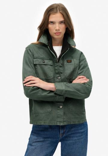 Куртка с накладнымит карманами
