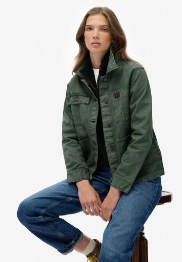 Куртка с накладнымит карманами