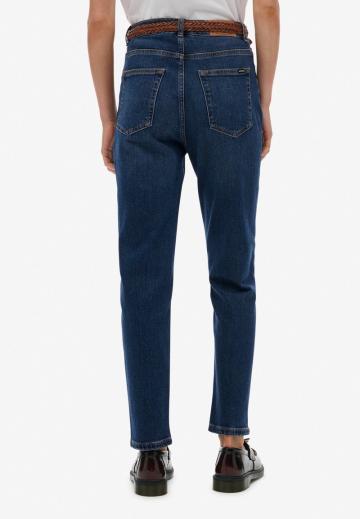 Узкие джинсы