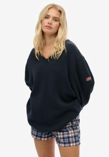 Пуловер с вырезом V