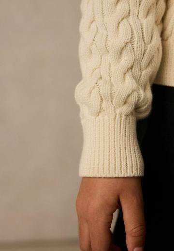 Вязаная кофта