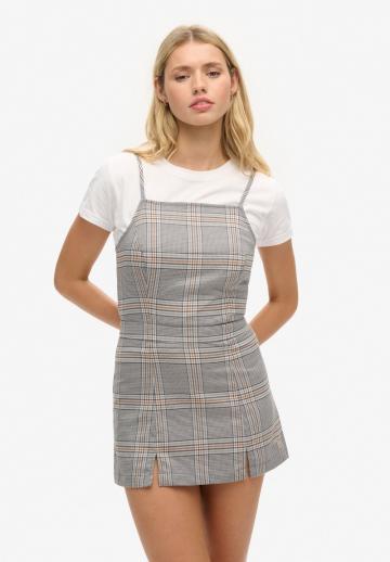 Короткое платье