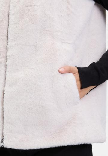 Пуховой жилет