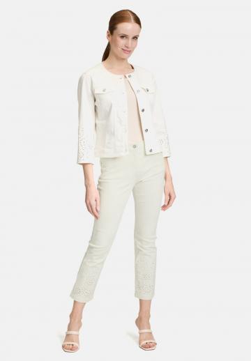 Короткие джинсы