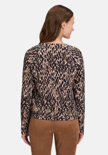 Вязаная кофта