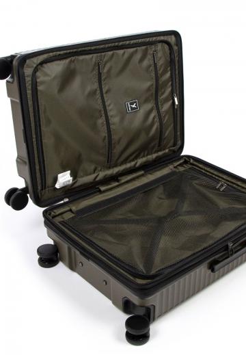 Чемодан на колесах