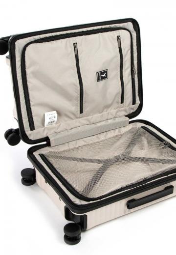 Чемодан на колесах