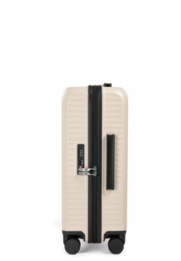 Чемодан на колесах