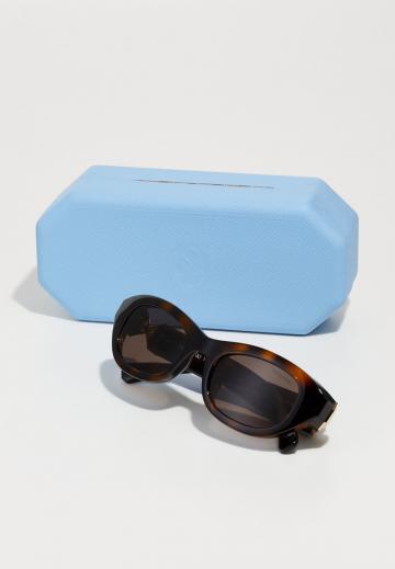 Солнечные очки