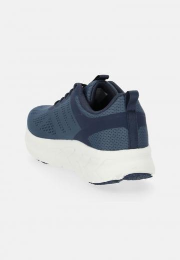 Беговые кроссовки