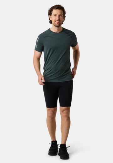 Спортивныве шорты