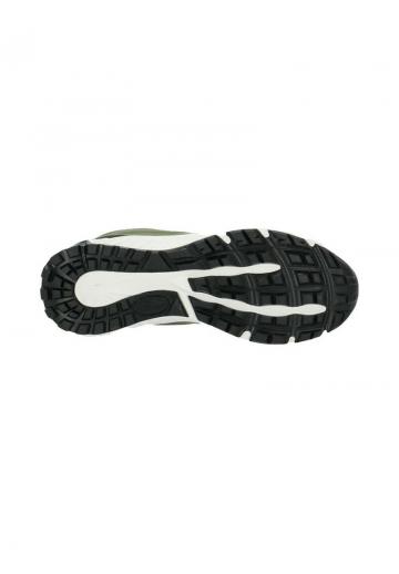 Беговые кроссовки