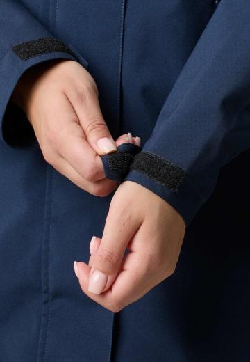 Спортивная куртка