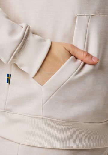 Спортивная толстовка