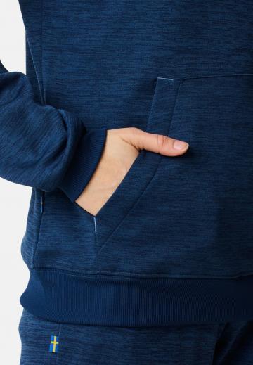 Спортивная толстовка