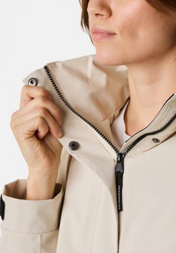 Спортивная куртка