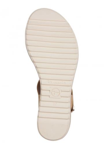 Босоножки на танкетке