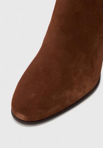 Сапожки на танкетке