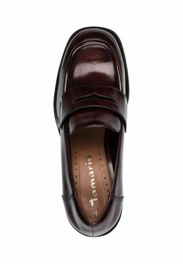 Туфли с высоким носом