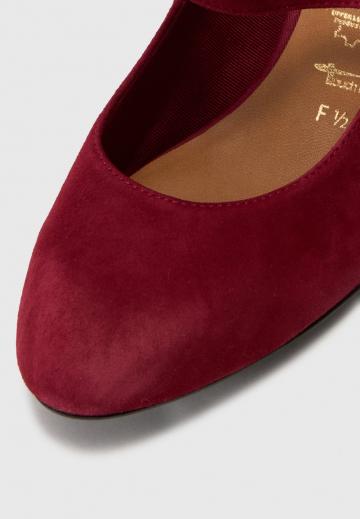 Туфли с ремешком