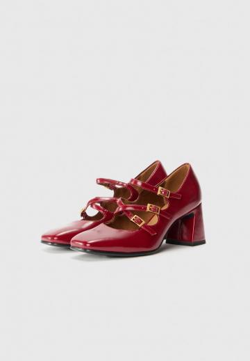 Туфли с ремешком
