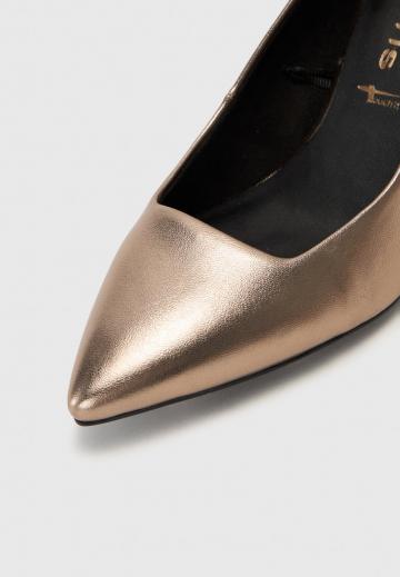 Туфли на высоком каблуке