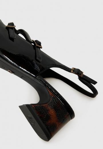 Туфли с ремешком