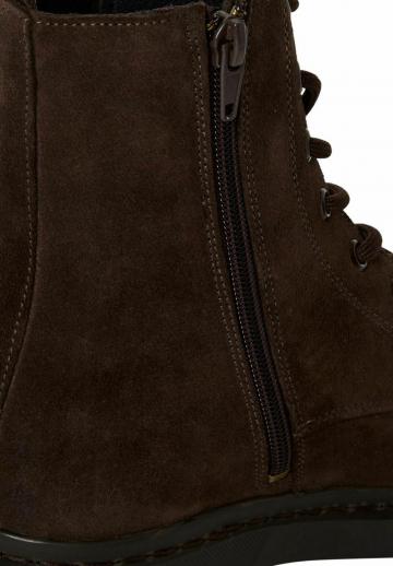 Ботинки на шнуровке