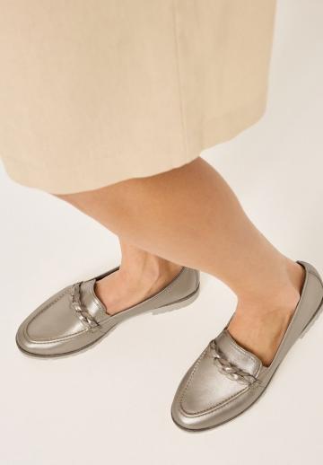 Полуботинки