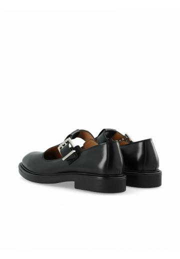 Туфли с ремешком