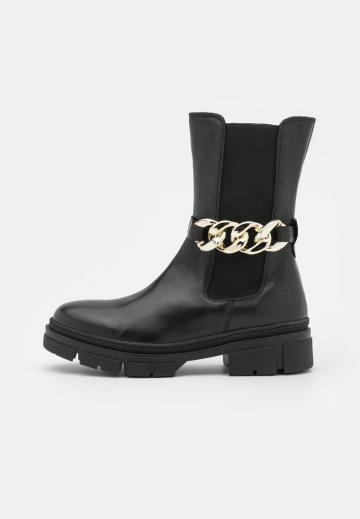 Полусапожки на платформе