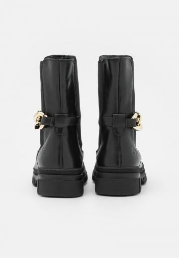 Полусапожки на платформе