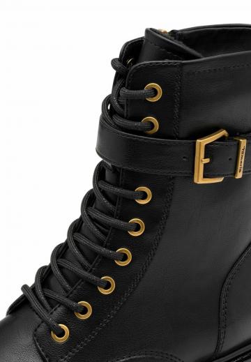 Ботинки на шнуровке