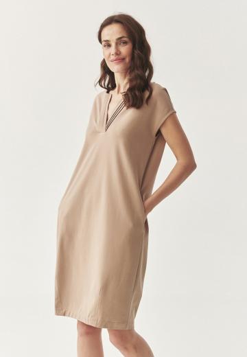 Вязаное платье