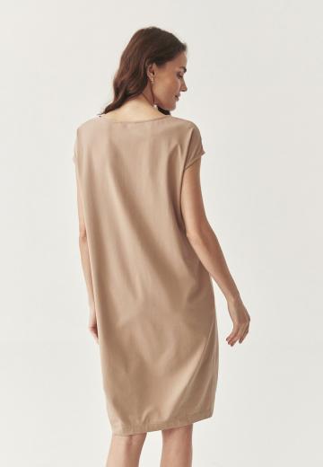 Вязаное платье