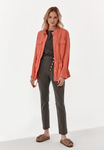 Куртка с накладнымит карманами