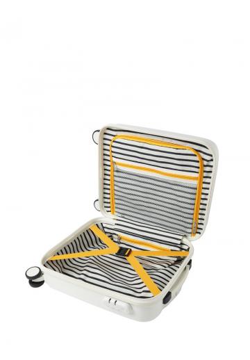 Чемодан на колесах