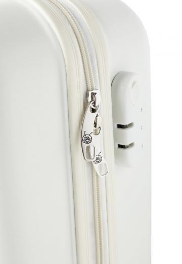 Чемодан на колесах