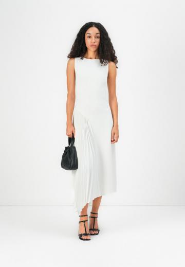 Длинное платье