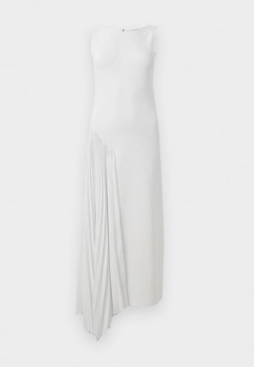 Длинное платье