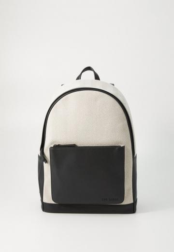 Кожаный рюкзак