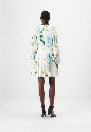 Короткое платье