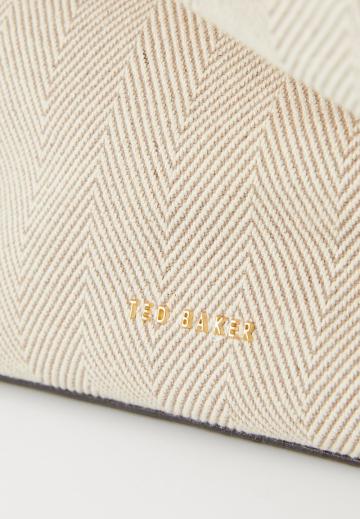 Кожаный рюкзак