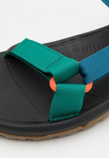 Спортивные сандалии