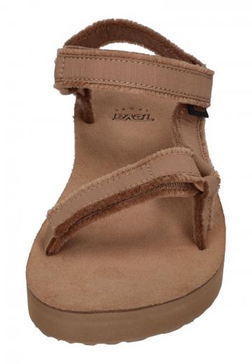 Босоножки на платформе