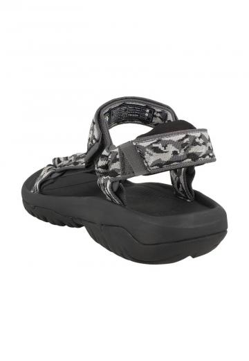 Спортивные сандалии