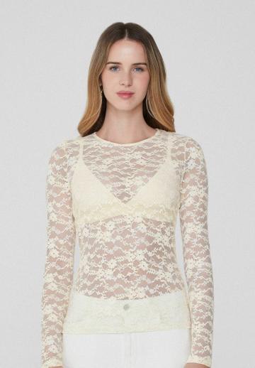 Кружевная блузка