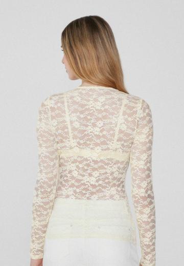 Кружевная блузка