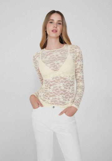 Кружевная блузка