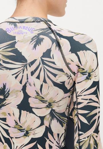 Слитный купальник